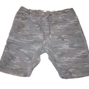 2/$20 🏷 Urban Heritage Men's Camo Shorts Size M